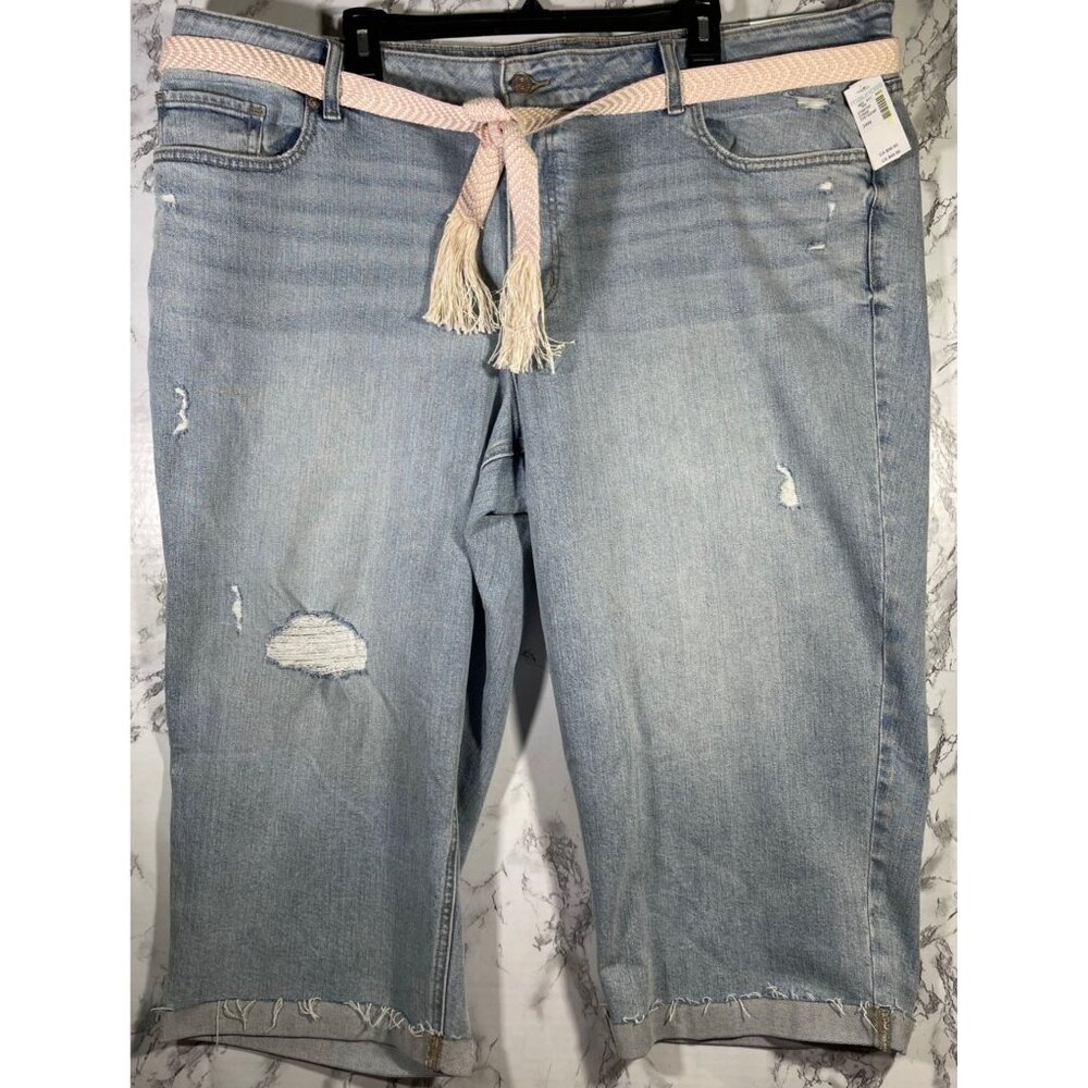 M Jeans by Maurices Womens Mid Rise 21" Straight Crop Jeans Size 24W OriginalFit